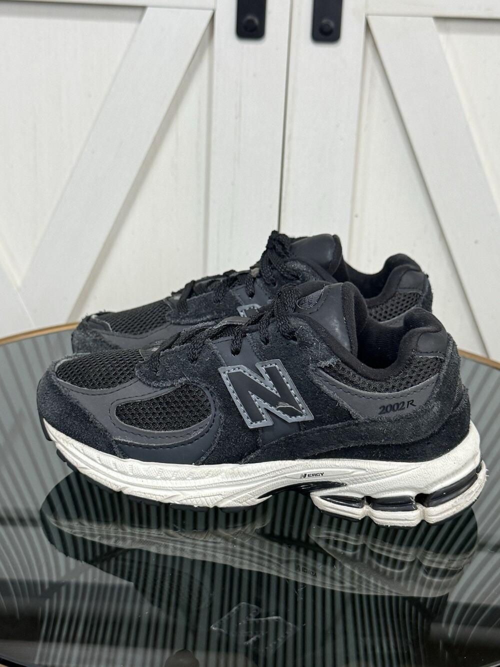 New Balance 2002R Black Phantom Kids Size 11 US PC2002BK Sneakers Shoes Unisex